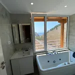 Karos Llaman Hotel Himarë