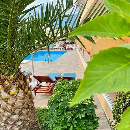 Szálloda Karos Llaman *