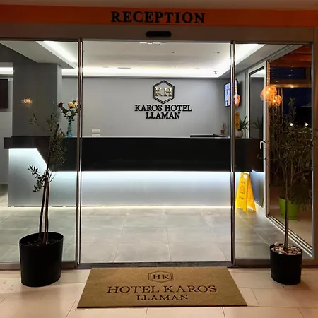Karos Llaman Szálloda