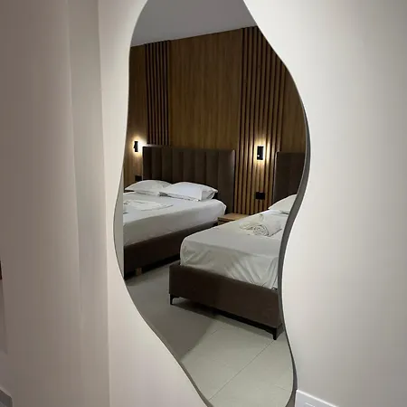 Otel Karos Llaman