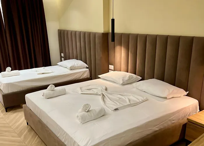 Otel Karos Llaman
