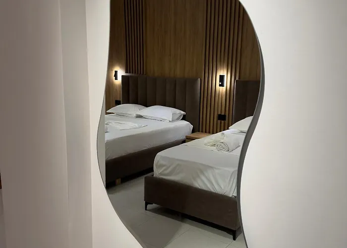 Otel Karos Llaman