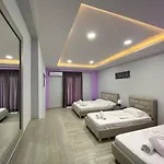 Karos Llaman Himarë