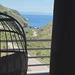 Hotel Karos Llaman