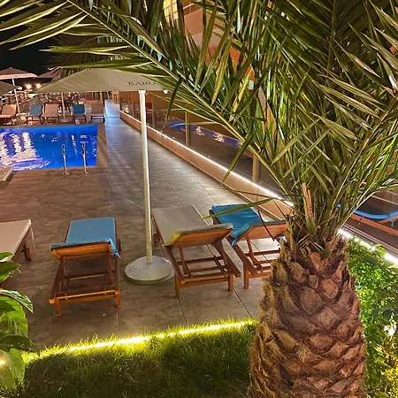 Karos Llaman Hotel Himare