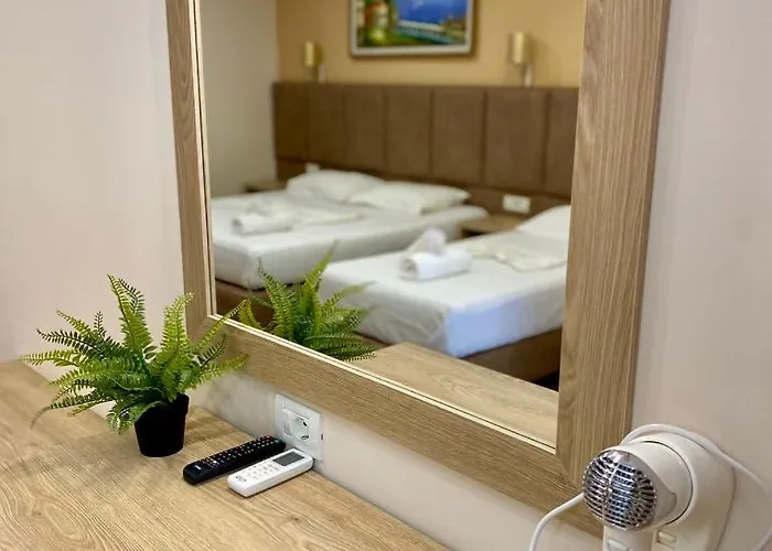 Karos Llaman Hotel Himarë