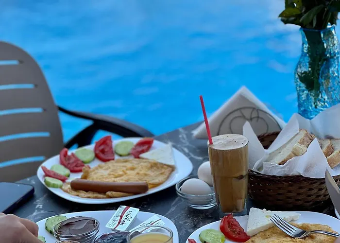 Hotel Karos Llaman *